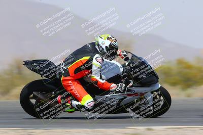 media/Mar-28-2022-Superbike Trackdays (Mon) [[b8603d0f67]]/Open Track Time/Turn 3 Inside/